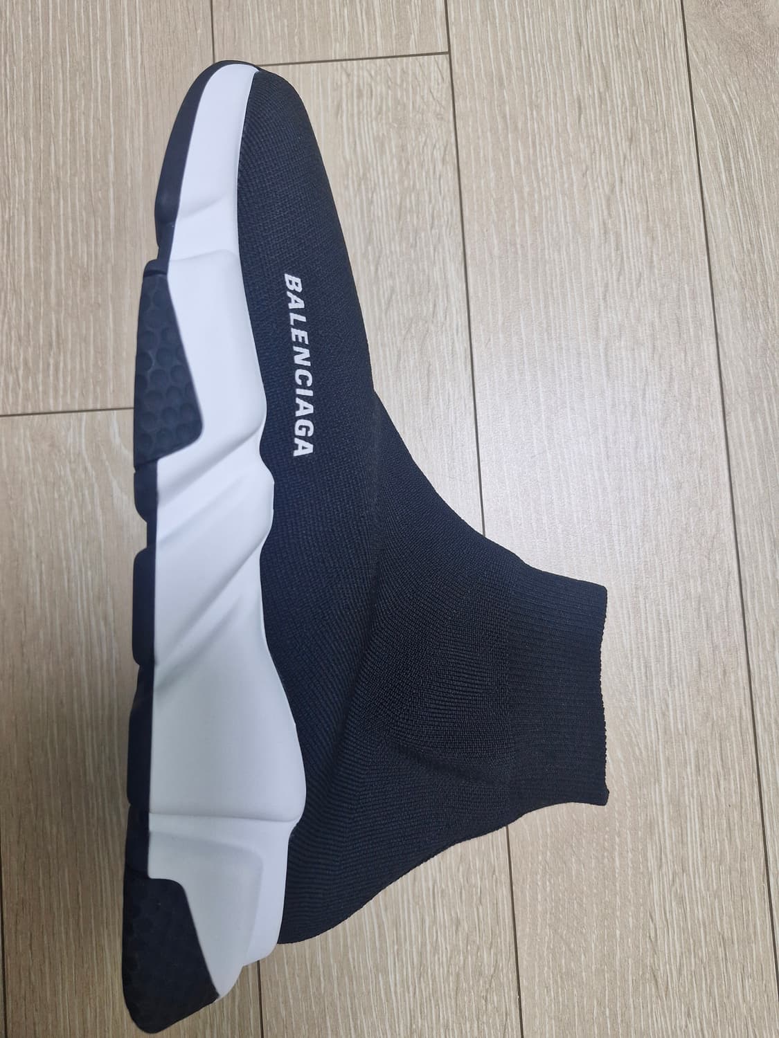 발렌시아가 스피드러너 EU 41 상품이미지4