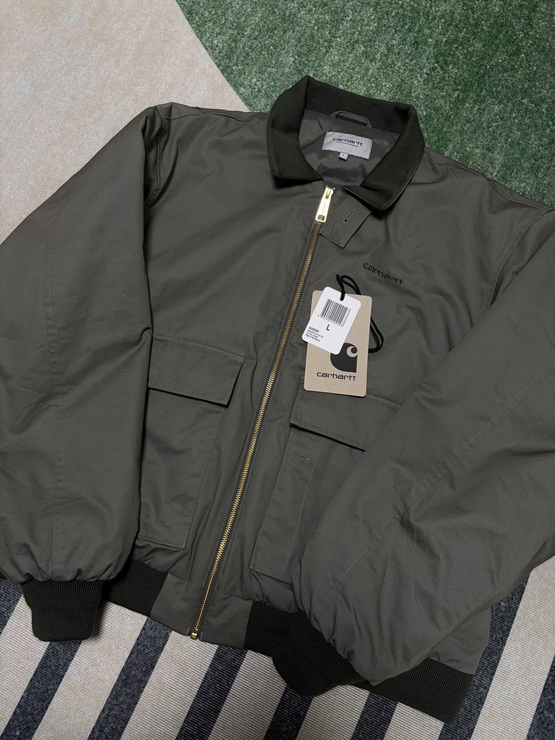 [L]칼하트wip 벌컨 자켓 세이지 그린 판매합니다. 상품이미지2