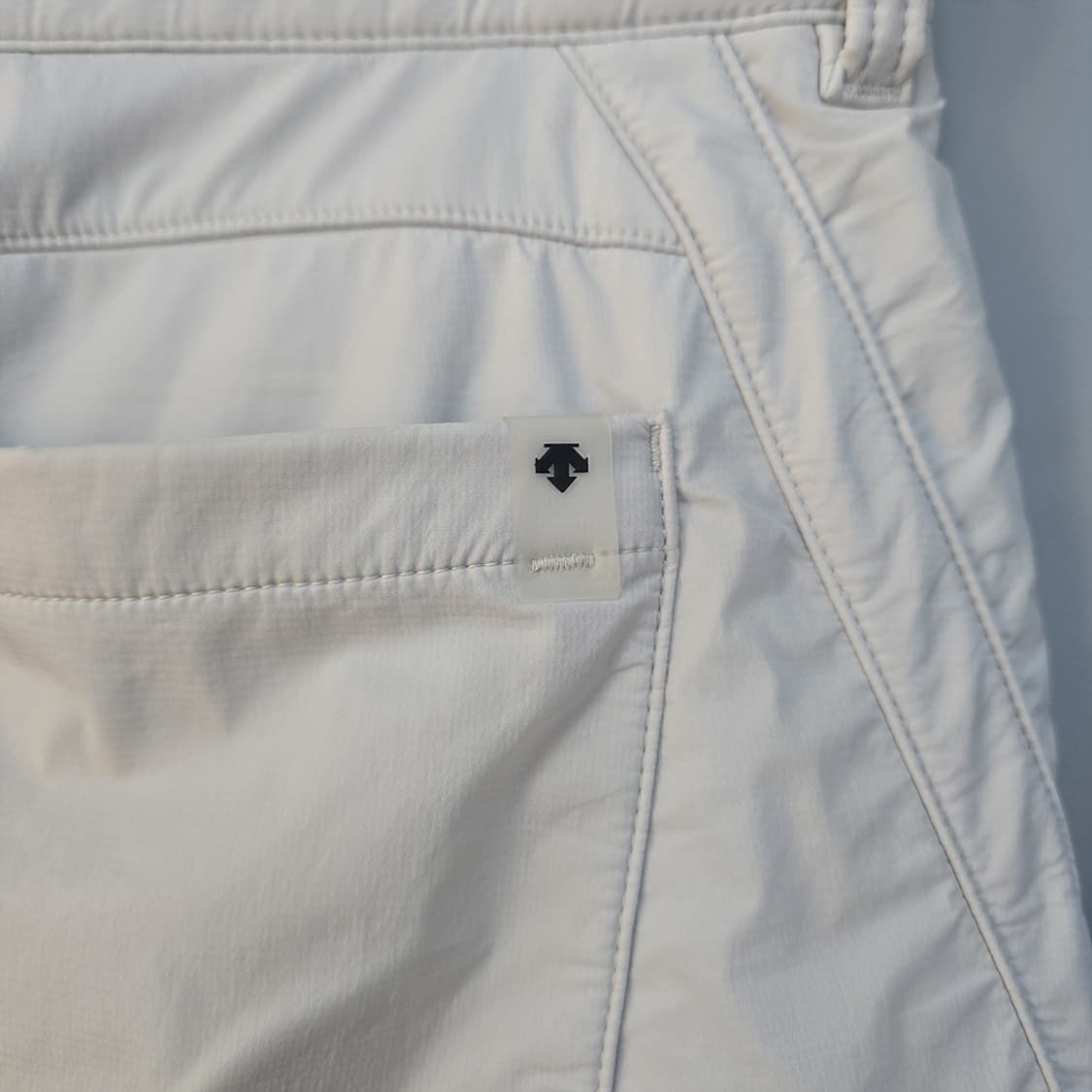 데상트(DESCENTE) 기능성 골프 패딩 팬츠 82 상품이미지5