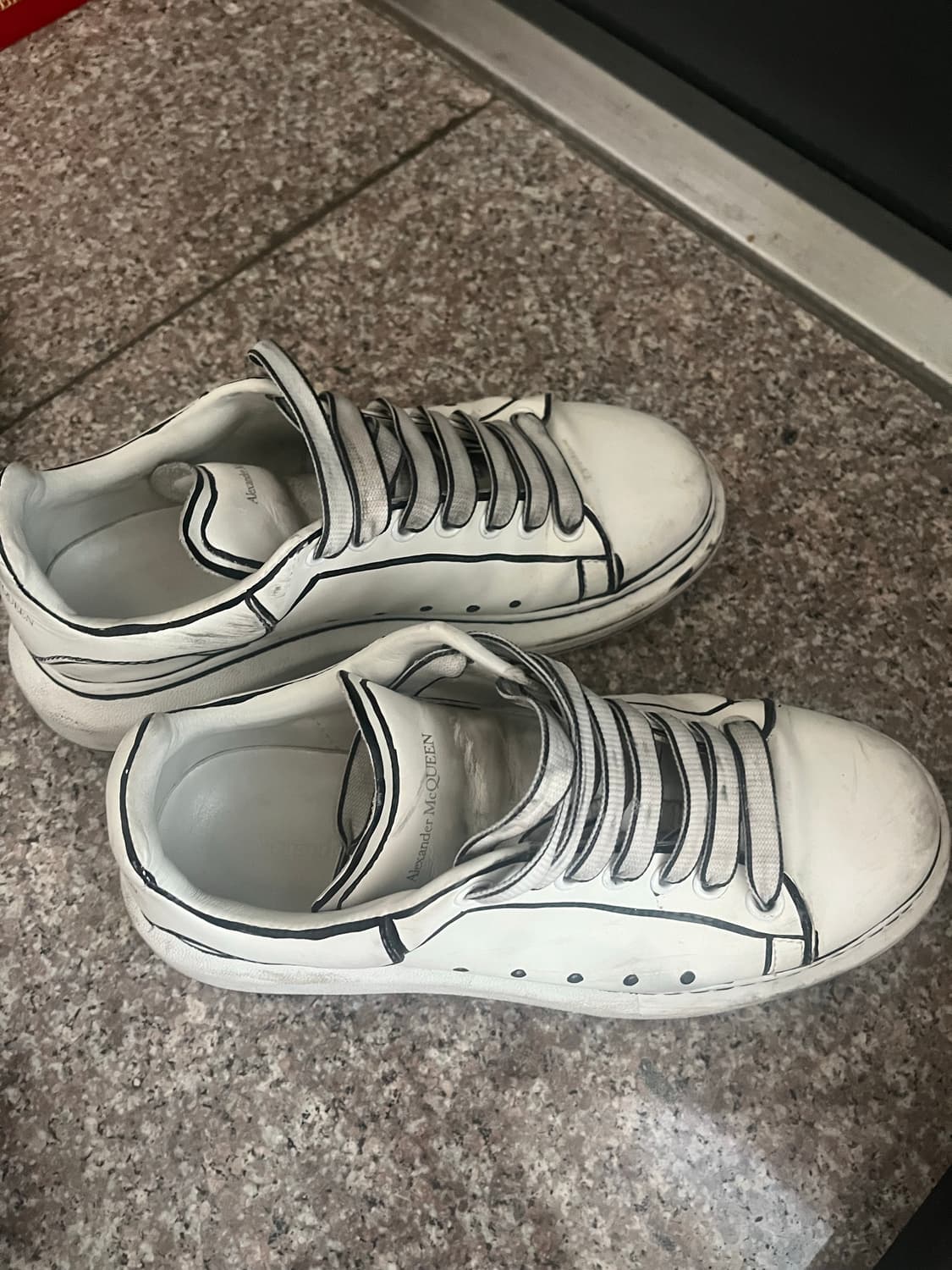 알렉산더맥퀸 오버솔 스캐치에디션 상품이미지3