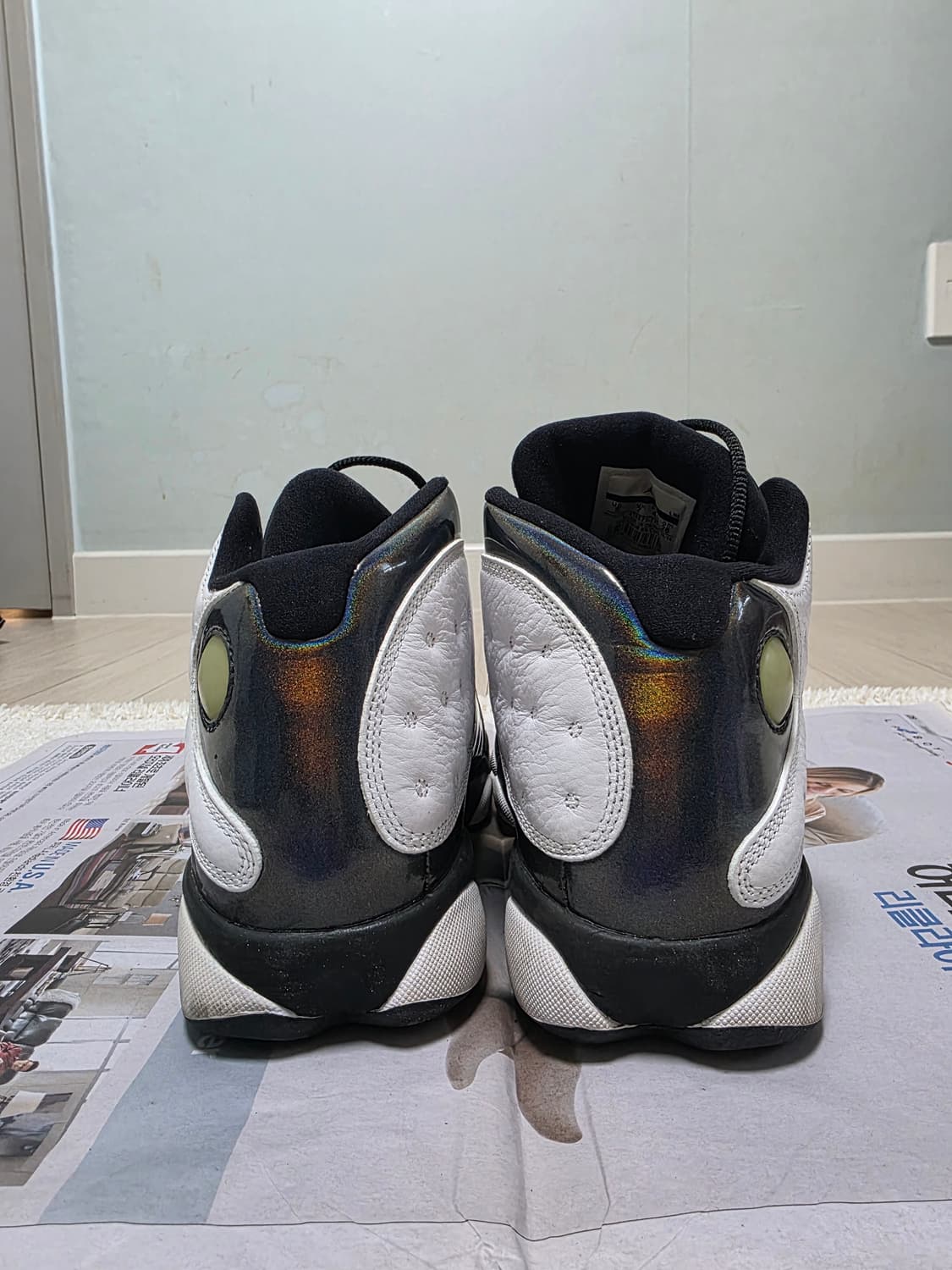 조던 13 레트로 바론스 홀로그램 판매합니다. 상품이미지6