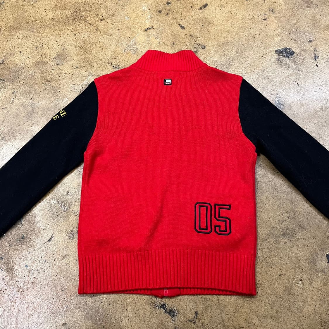 후부 레드 블랙 니트 집업  상품이미지4