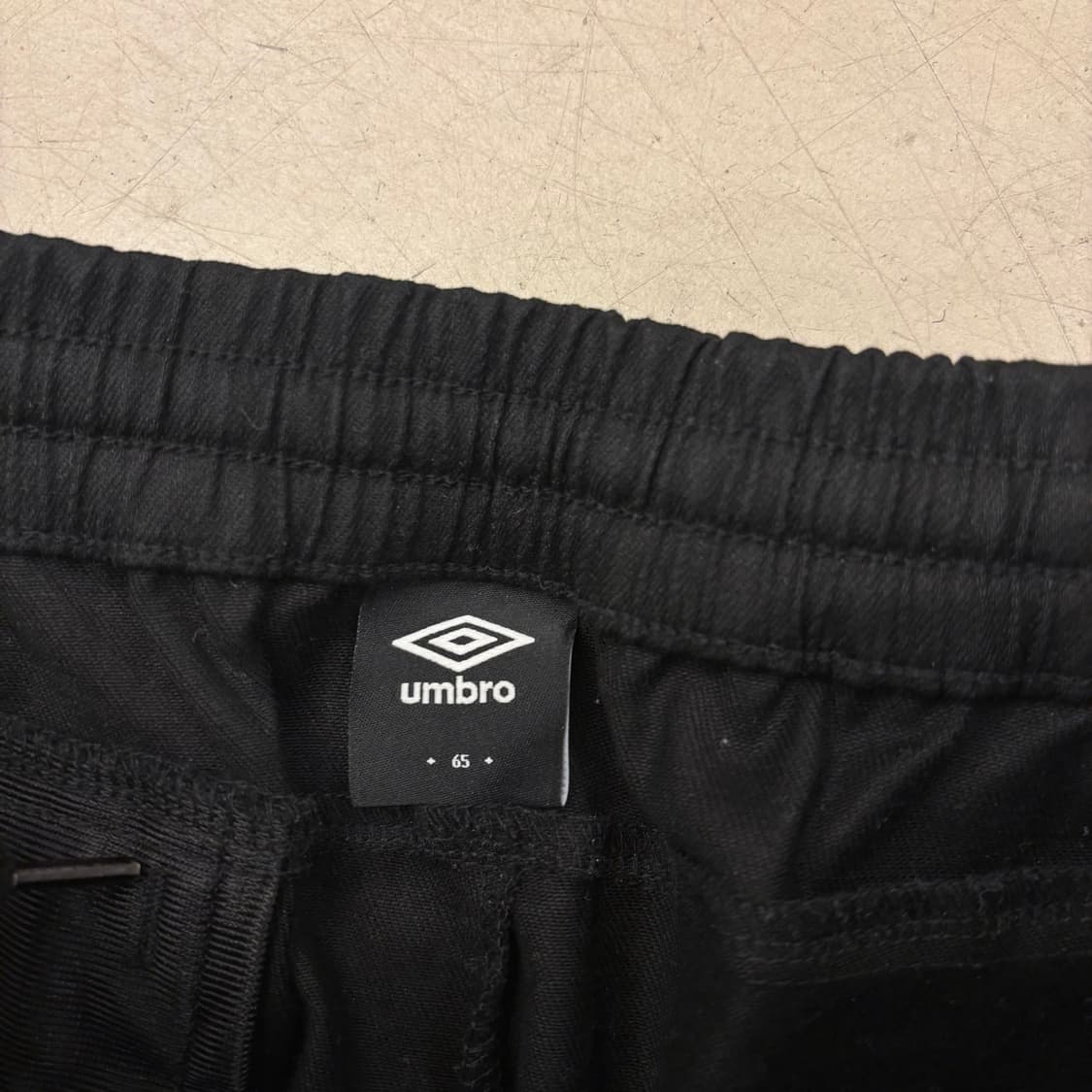 엄브로 트랙 조거 팬츠 상품이미지4