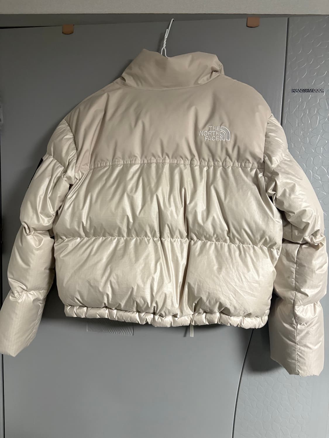 노스페이스 화이트라벨 노벨티 눕시 다운 자켓 크림베이지 상품이미지5