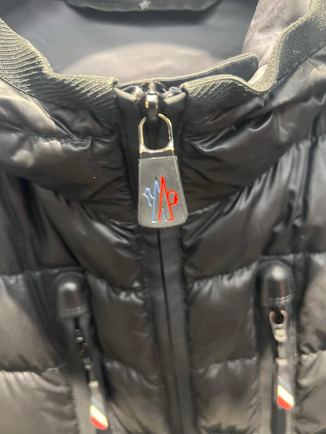 (2) 몽클레어 그레노블 카픽 다운 패딩 자켓 블랙 상품이미지5