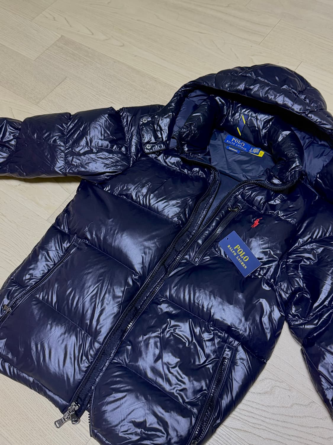 폴로 랄프로렌 유광 독다운패딩 상품이미지2