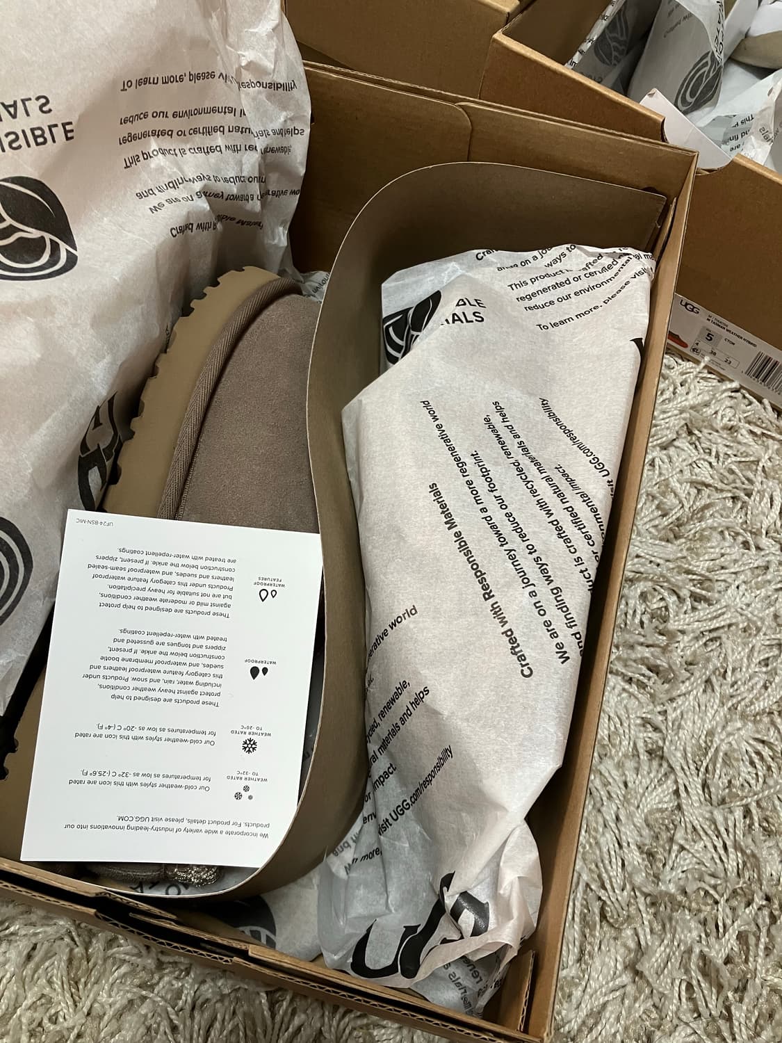 미국 어그 타스만 230 새상품 상품이미지2