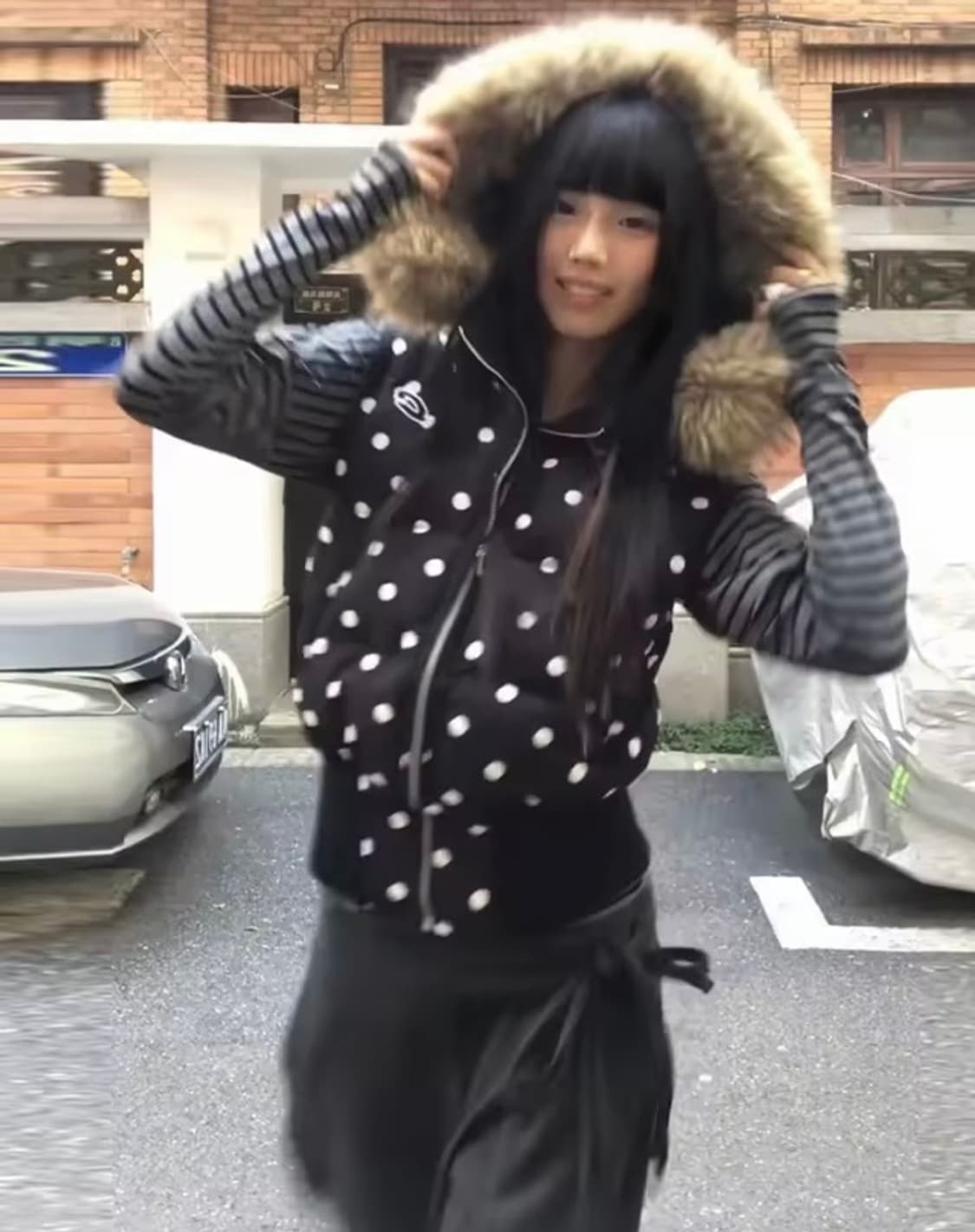 도트 후드 퍼 조끼 패딩 상품이미지1