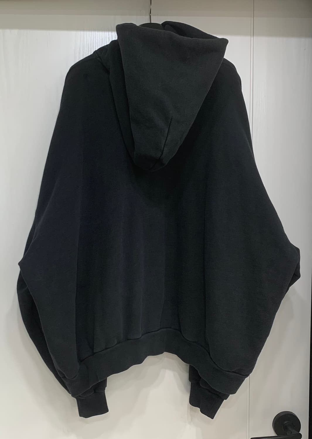 [3]발렌시아가X아디다스 후드티셔츠 블랙 상품이미지4