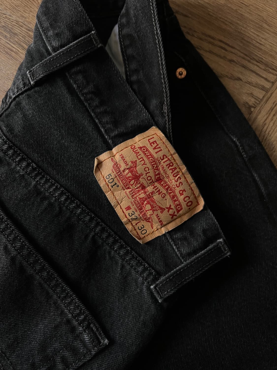 [32]00's 리바이스 USA 501 흑청 데님 팬츠 상품이미지5
