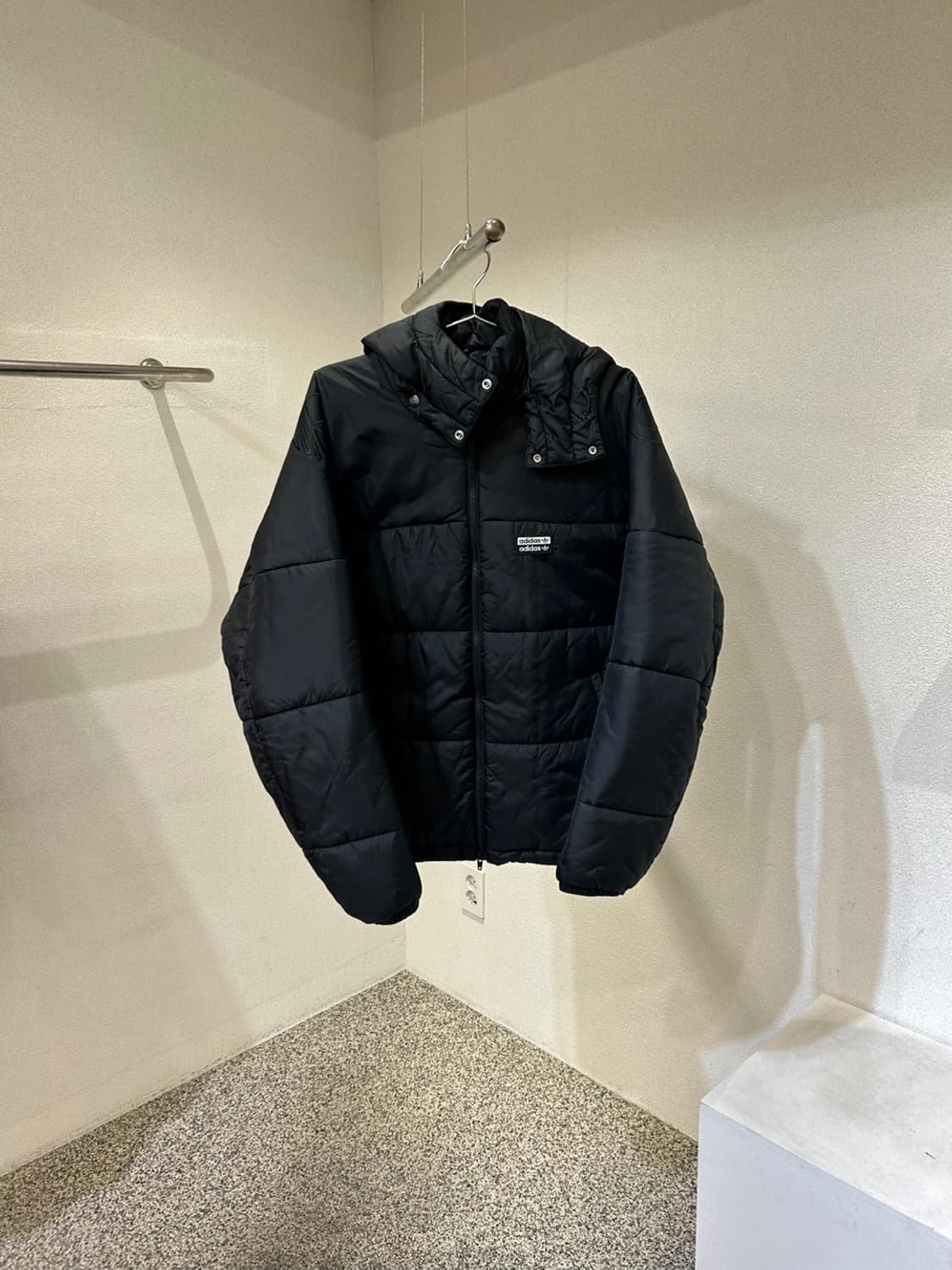 아디다스 후드 탈부착 패딩 상품이미지1