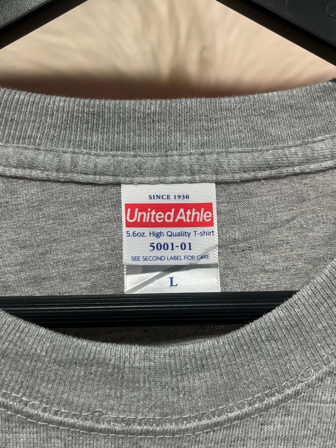 united athlete 그레이 프린팅 반팔 상품이미지3