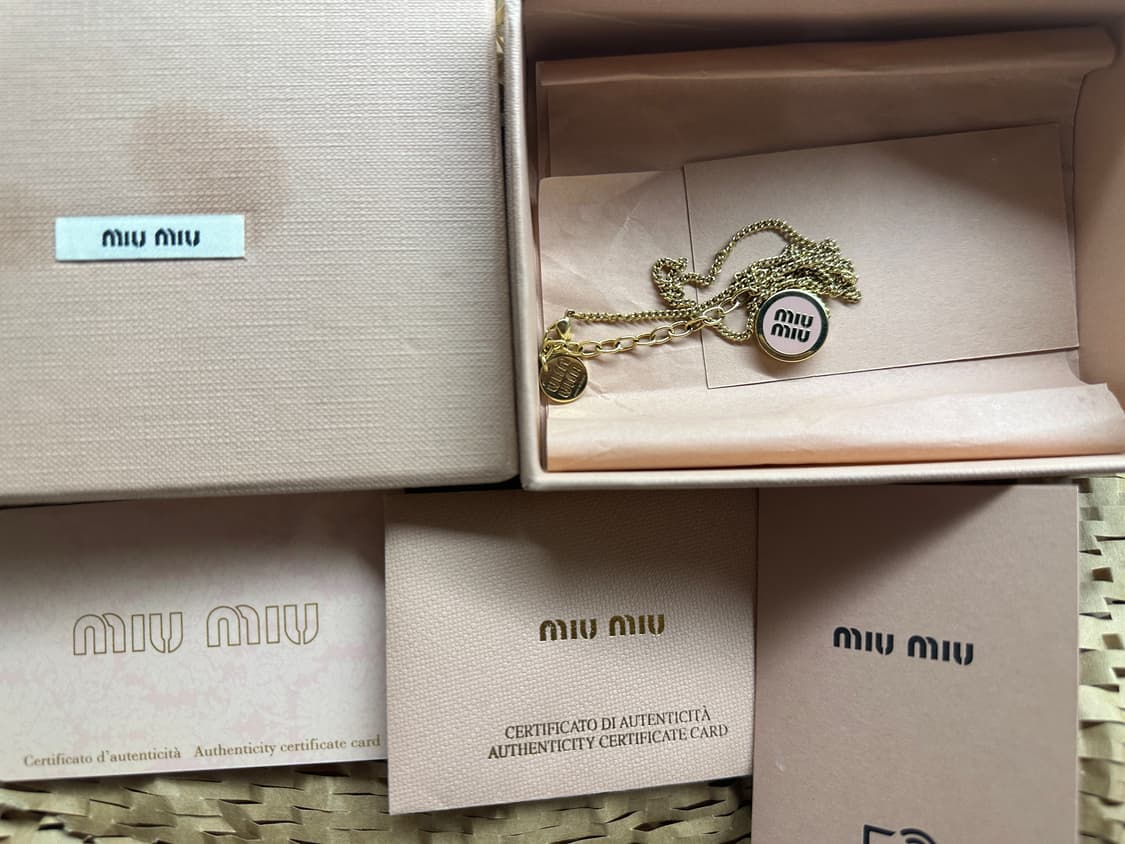 미우미우 핑크 목걸이 상품이미지2