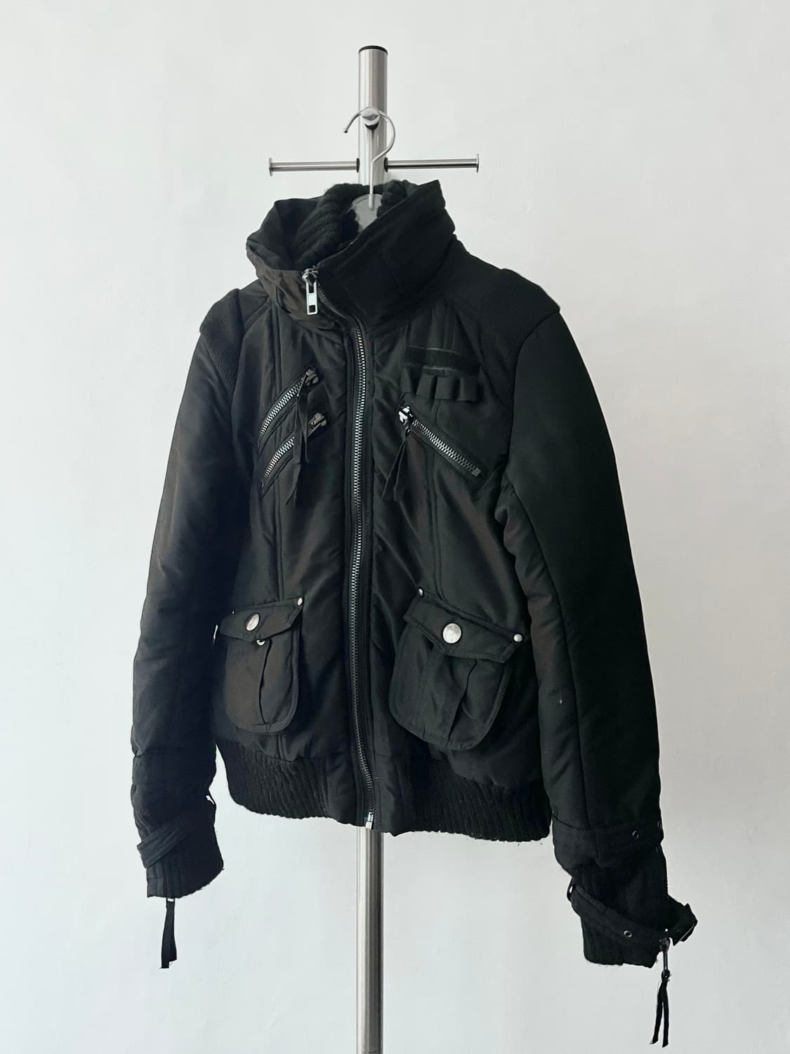 Black Utility Padded Jacket 상품이미지3