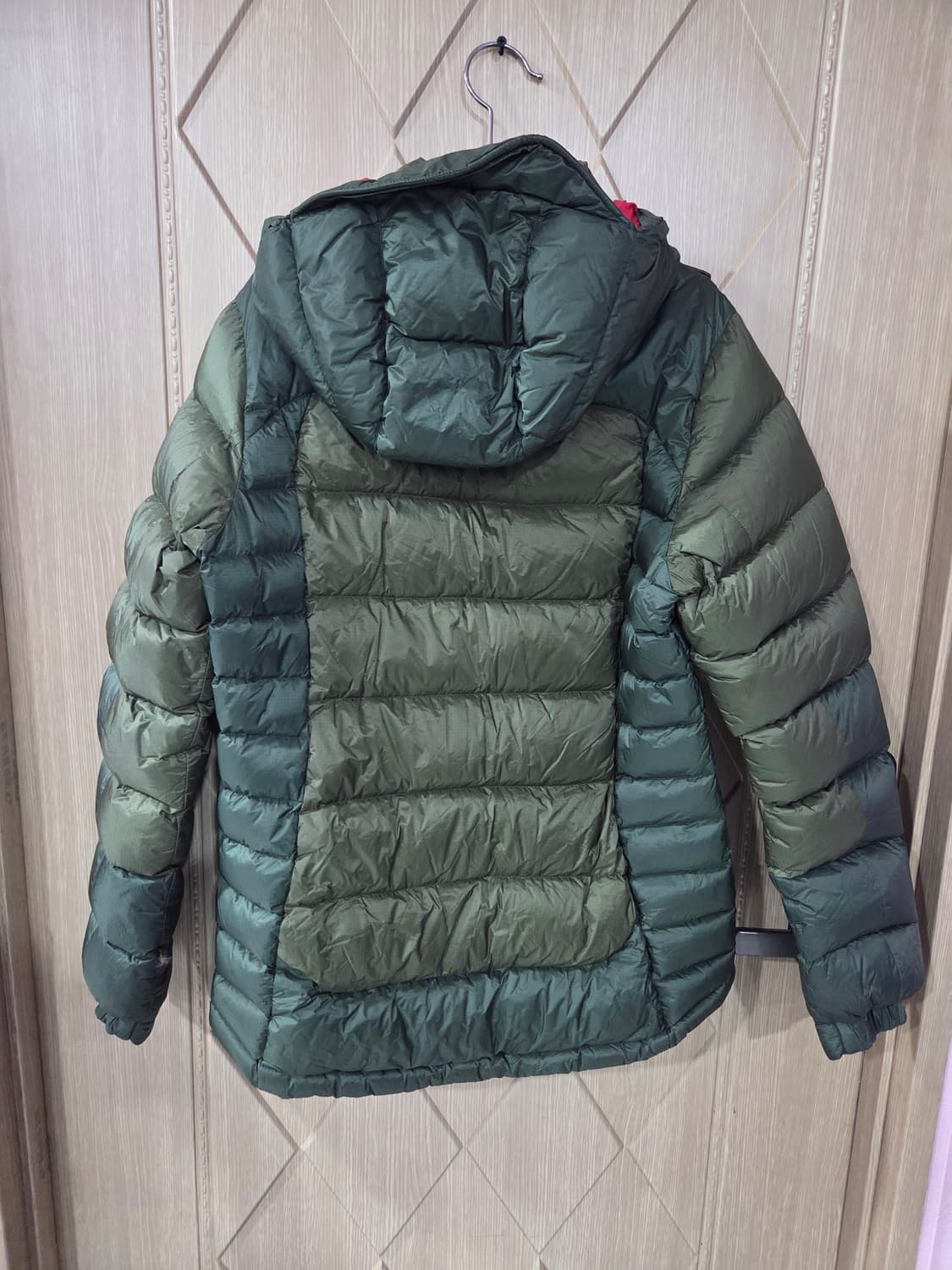 여성 잭울프스킨 패딩 상품이미지2