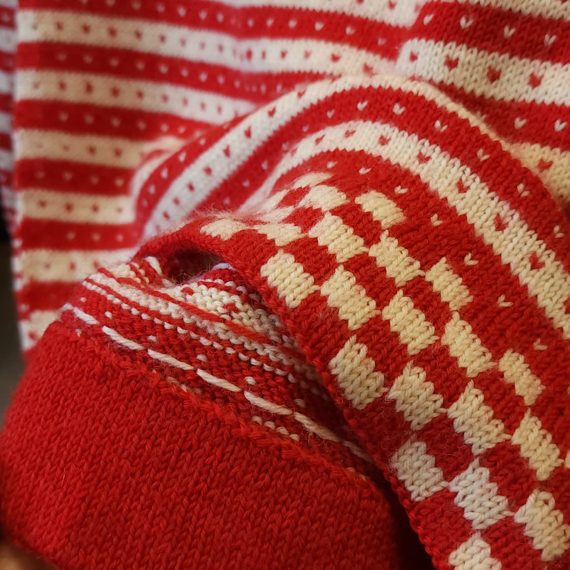 90s 프렌치 핸드메이드 울 니트 스웨터 노르딕 하트 패턴 상품이미지8