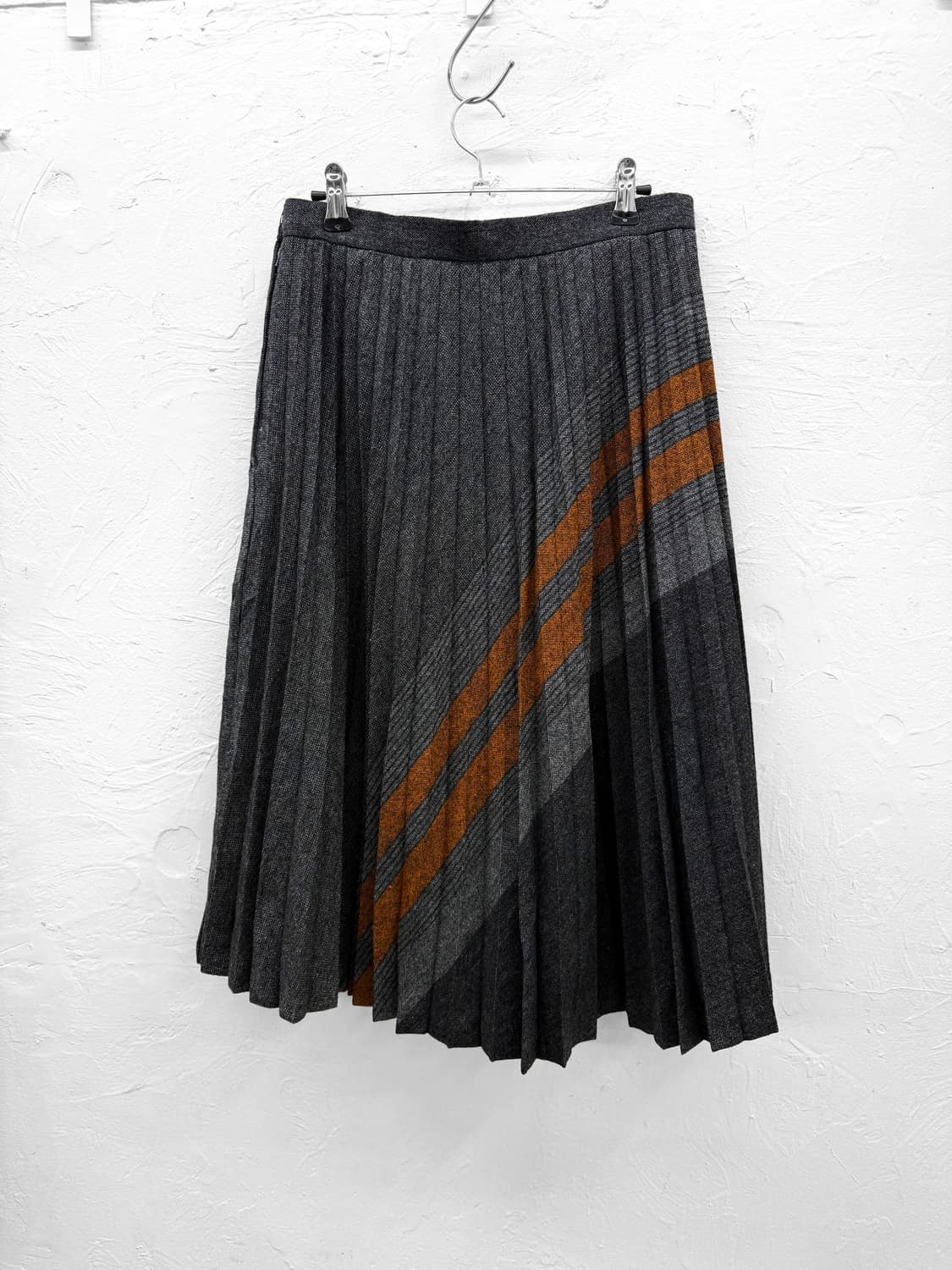 JPN 라인 플리츠 울 스커트 상품이미지4