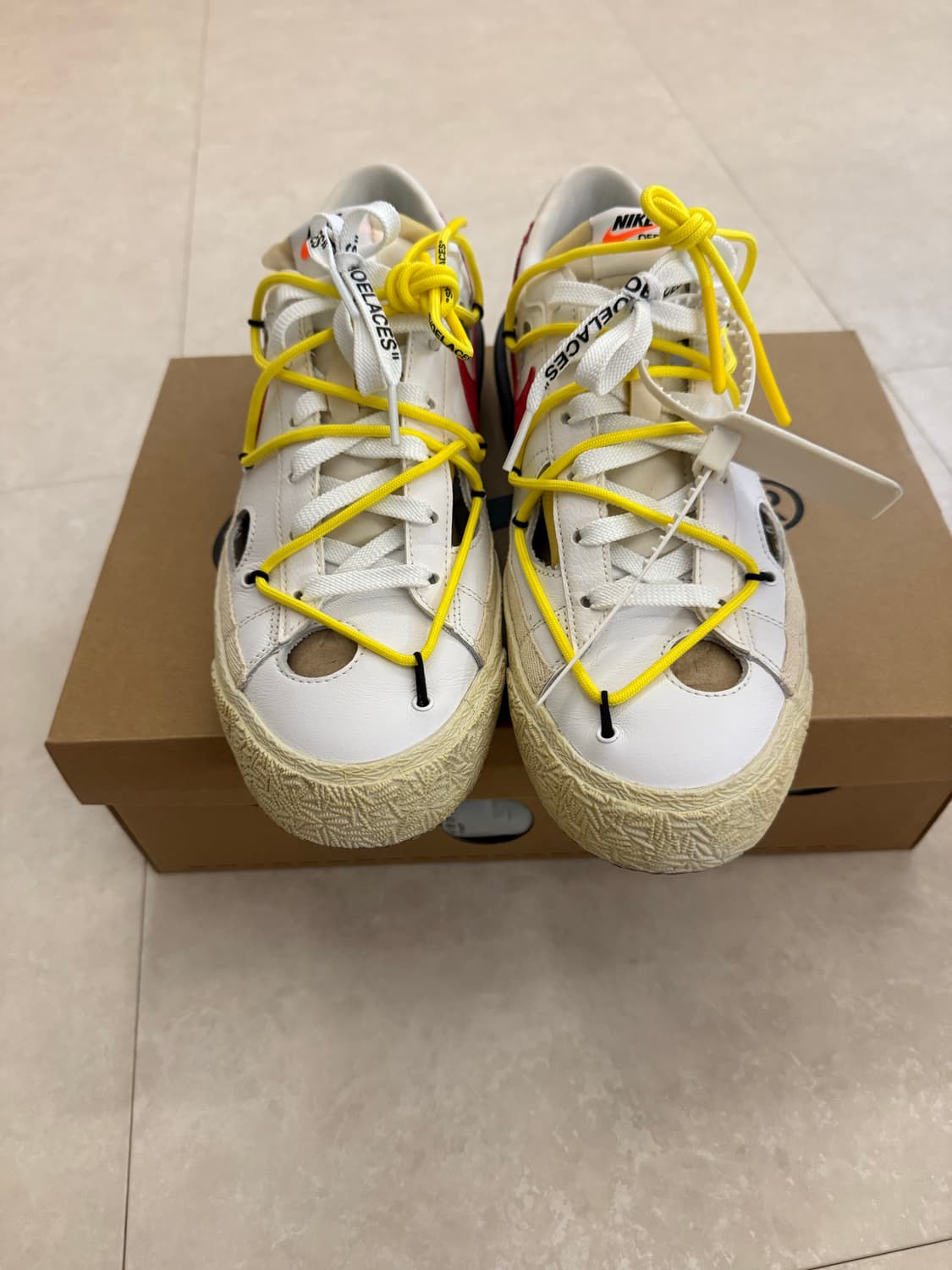 오프화이트*나이키 블레이져 285 상품이미지1