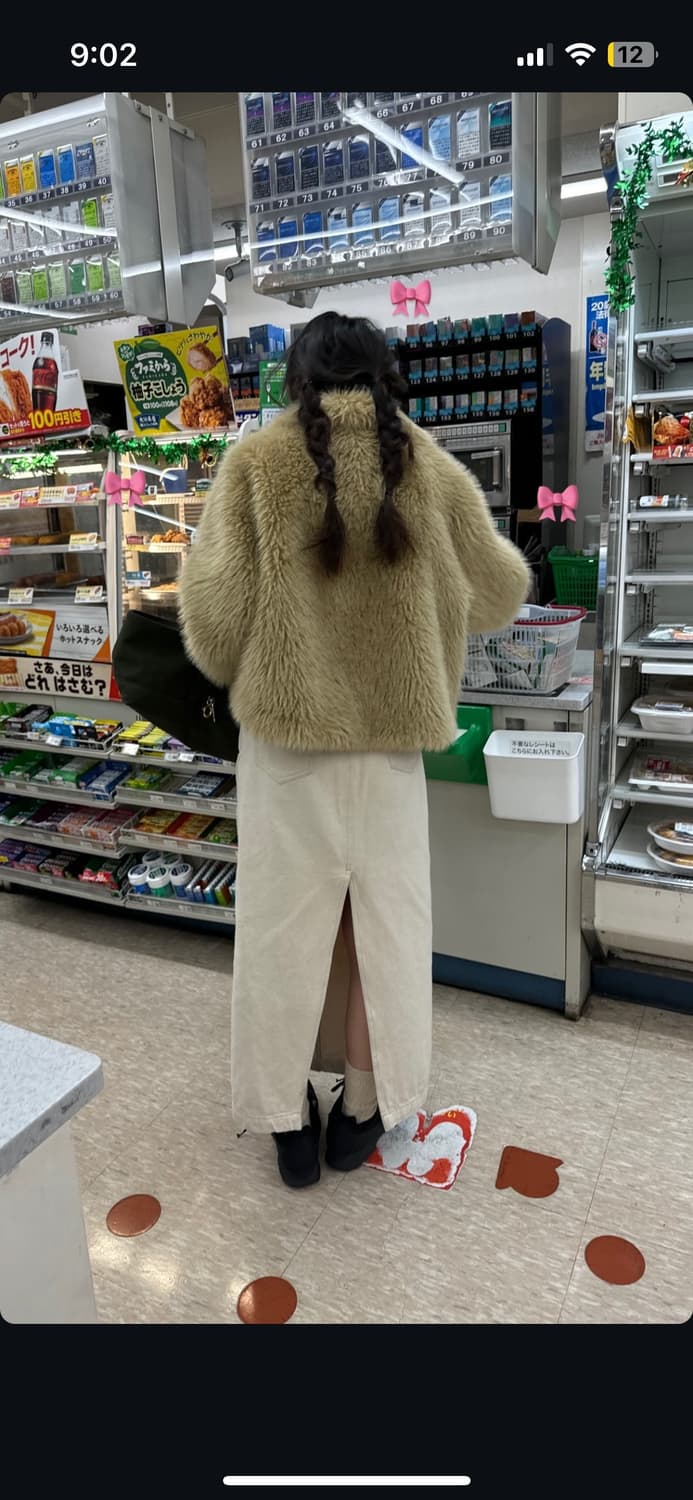 리본빛 알바 퍼자켓 Alva Fur jacket 상품이미지4