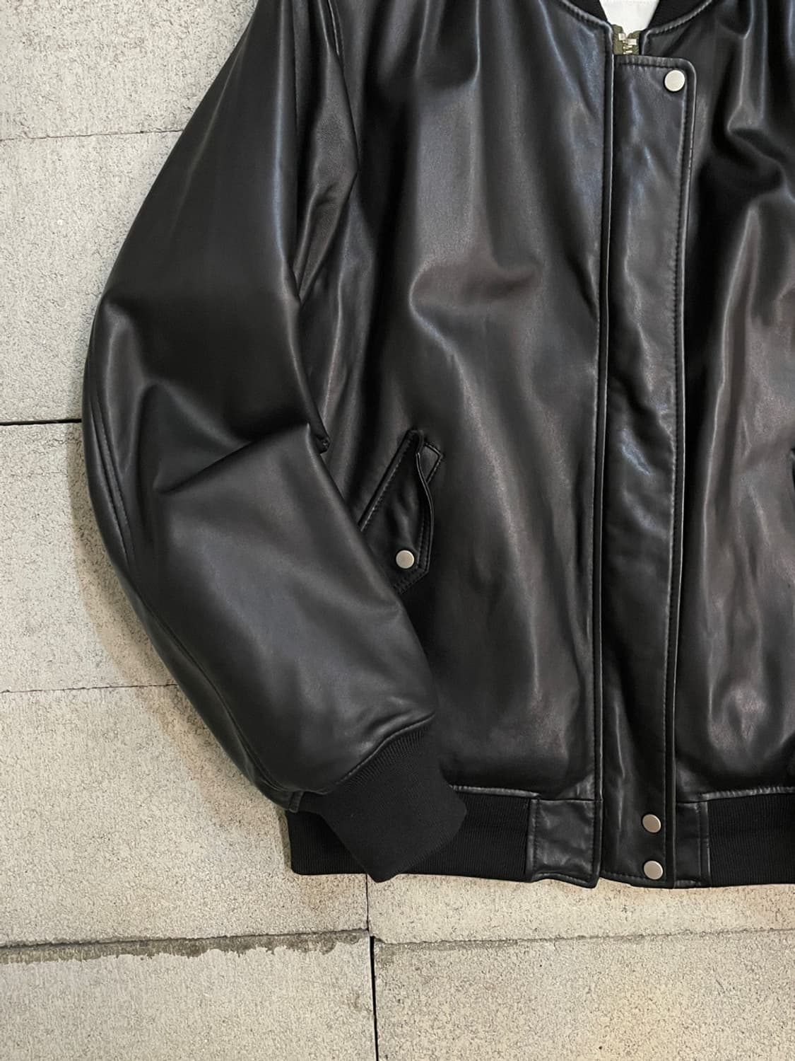 프론트로우 x 인스턴트펑크 리버시블 Ma-1 가죽 자켓 상품이미지3