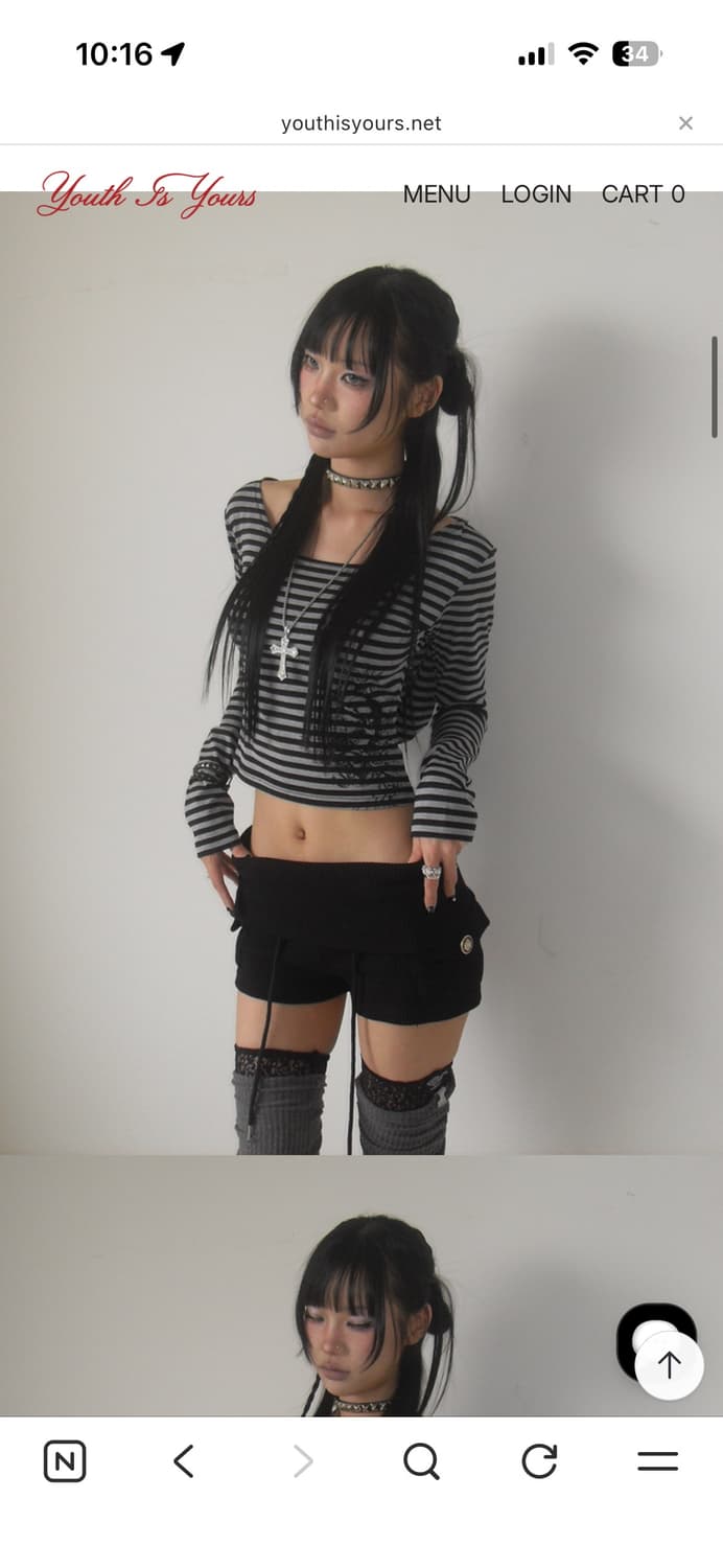 유스이즈유어스 크롭 다크그레이 스트라이프 후디  상품이미지1