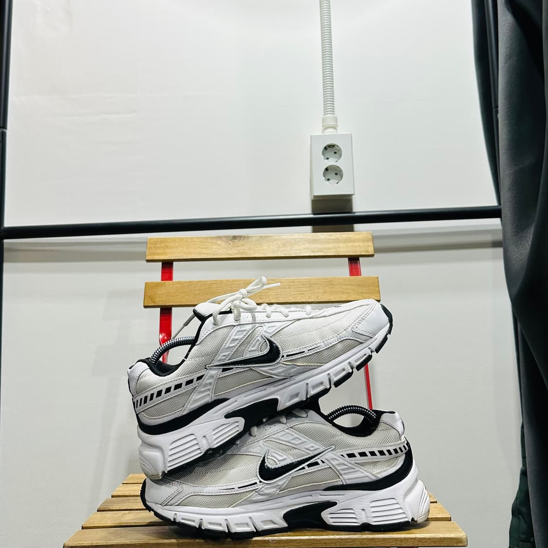270) 나이키 운동화 남성 남자 신발 이니시에이터 화이트 메탈 상품이미지7