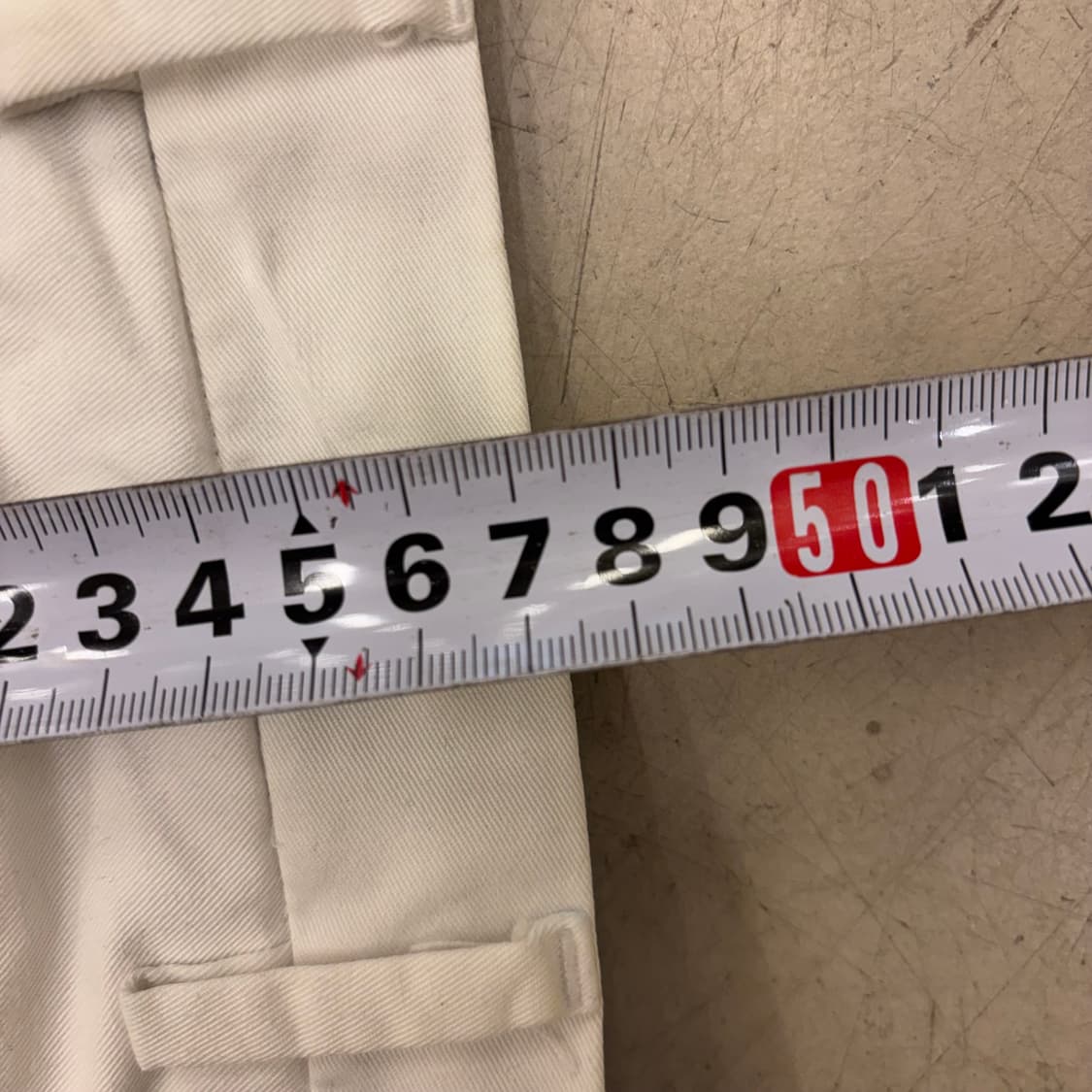 폴로 랄프로렌 화이트 슬림핏 하프 팬츠 상품이미지4