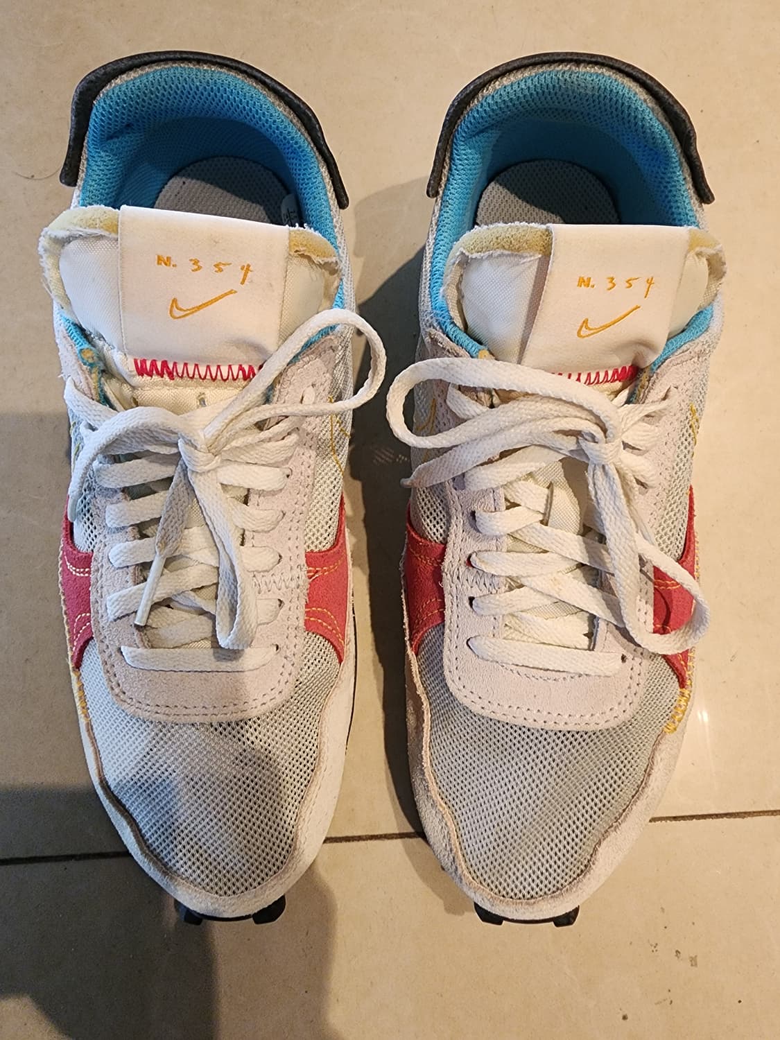 나이키 메쉬 소재 여성 런닝화 팜 245mm 사이즈 여자 운동화 NIKE 상품이미지3