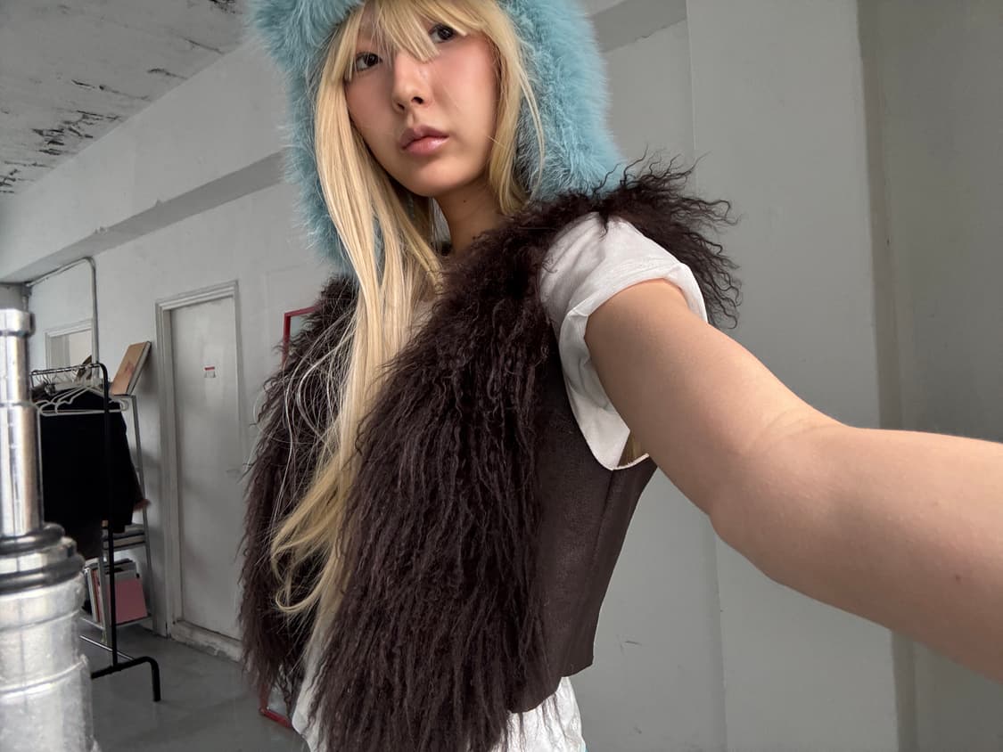 brown furry vest 상품이미지7