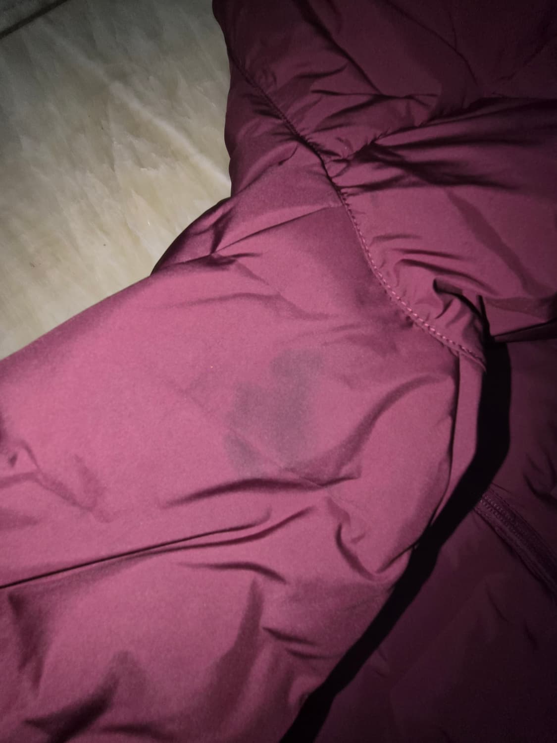 유니클로 퍼프테크 파카 와인 M 상품이미지6