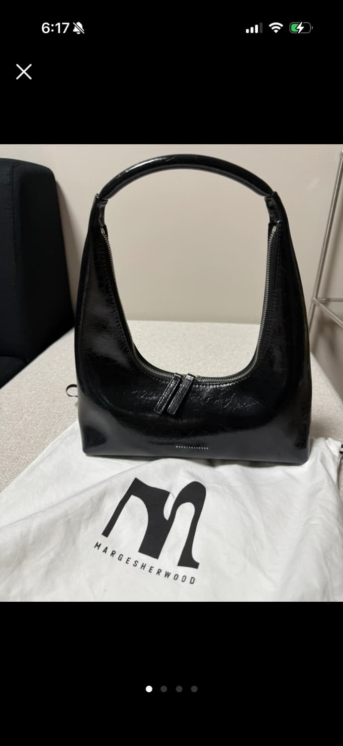 마지셔우드 호보 크링클 숄더백 블랙 상품이미지1