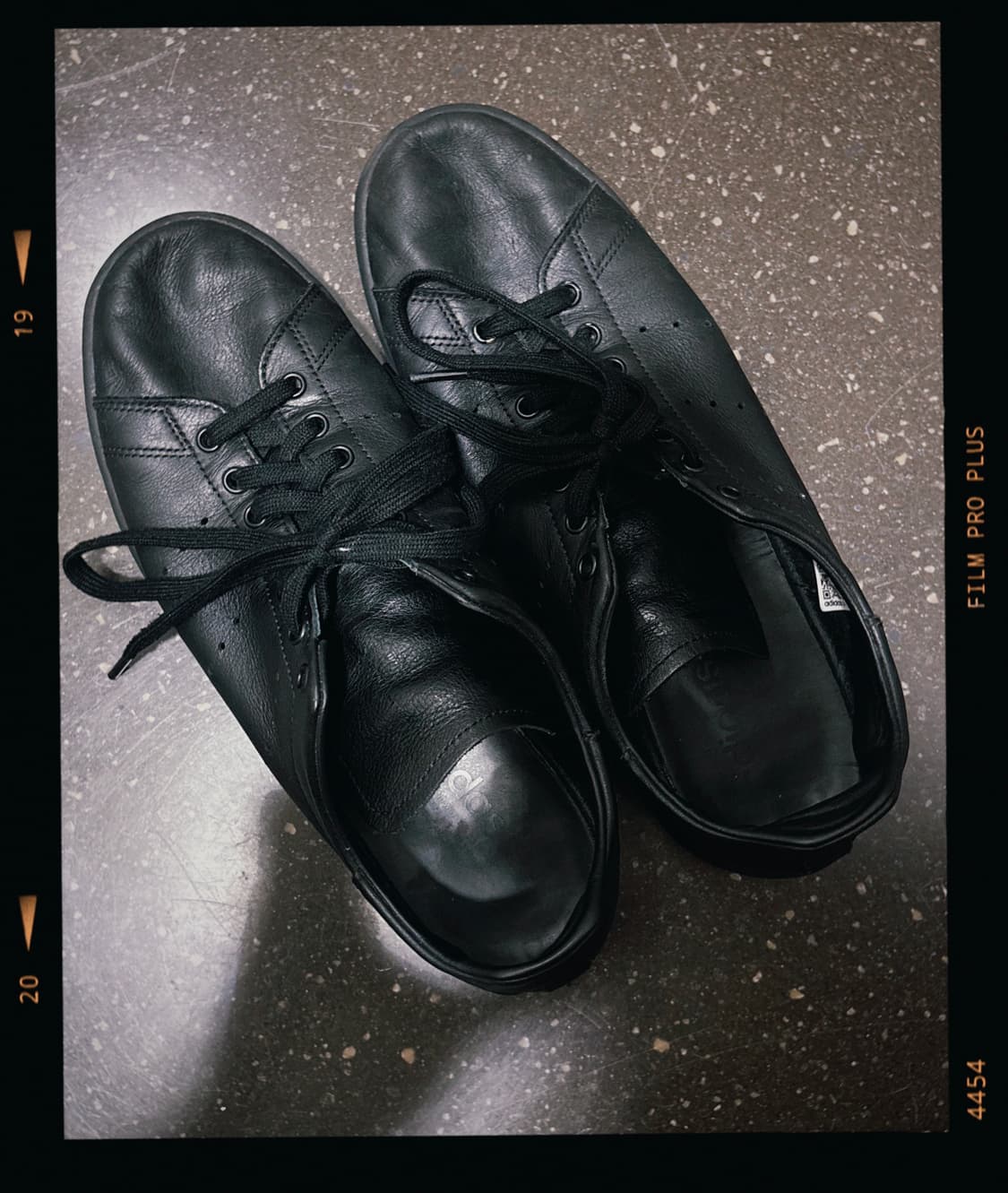 스탠스미스 데콘 블랙 275사이즈 팝니다. 상품이미지2