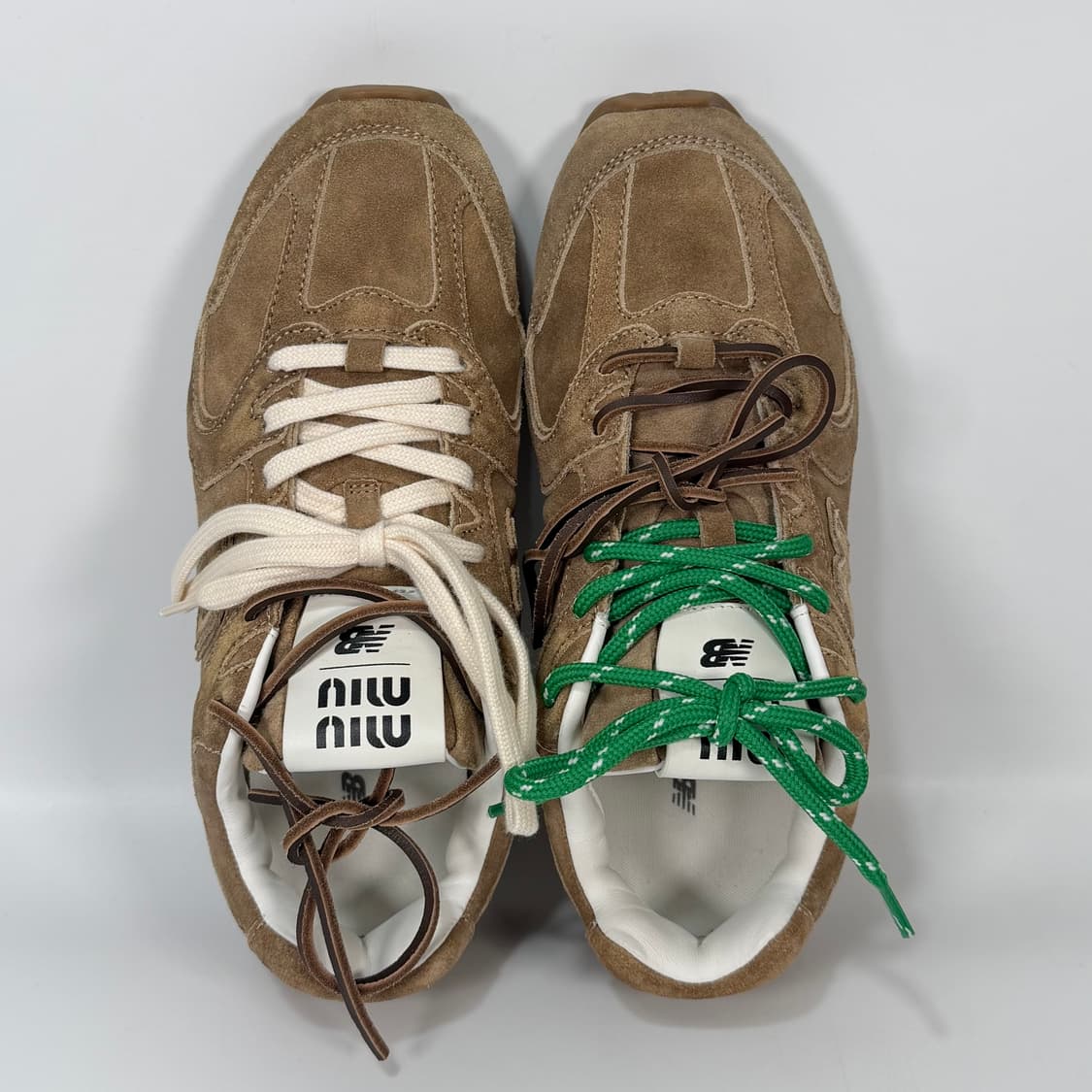 미우미우 x 뉴발란스 530 스웨이드 메쉬 스니커즈 (250)  상품이미지6