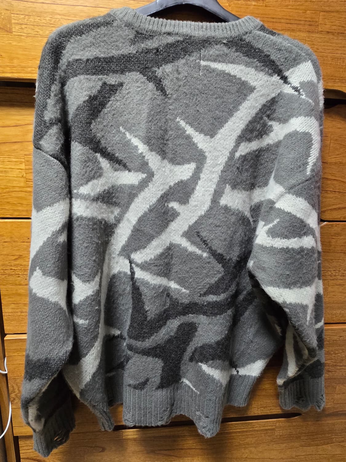 [3사이즈] 인세인 개러지 트리벌 브러쉬드 스웨터 그레이 상품이미지2