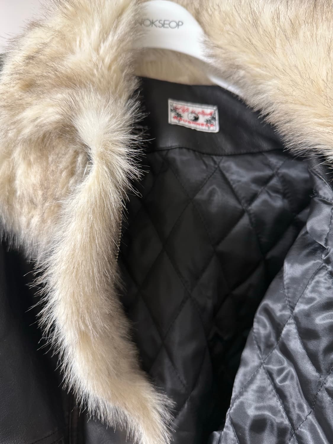 러프넥 무스탕 브라운 S (택달린 새상품) 상품이미지4