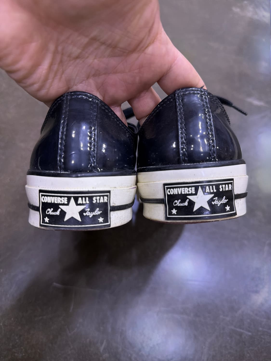 컨버스 올스타 척테일러 페이던트 유광 블랙 로우 스니커즈 250 상품이미지7