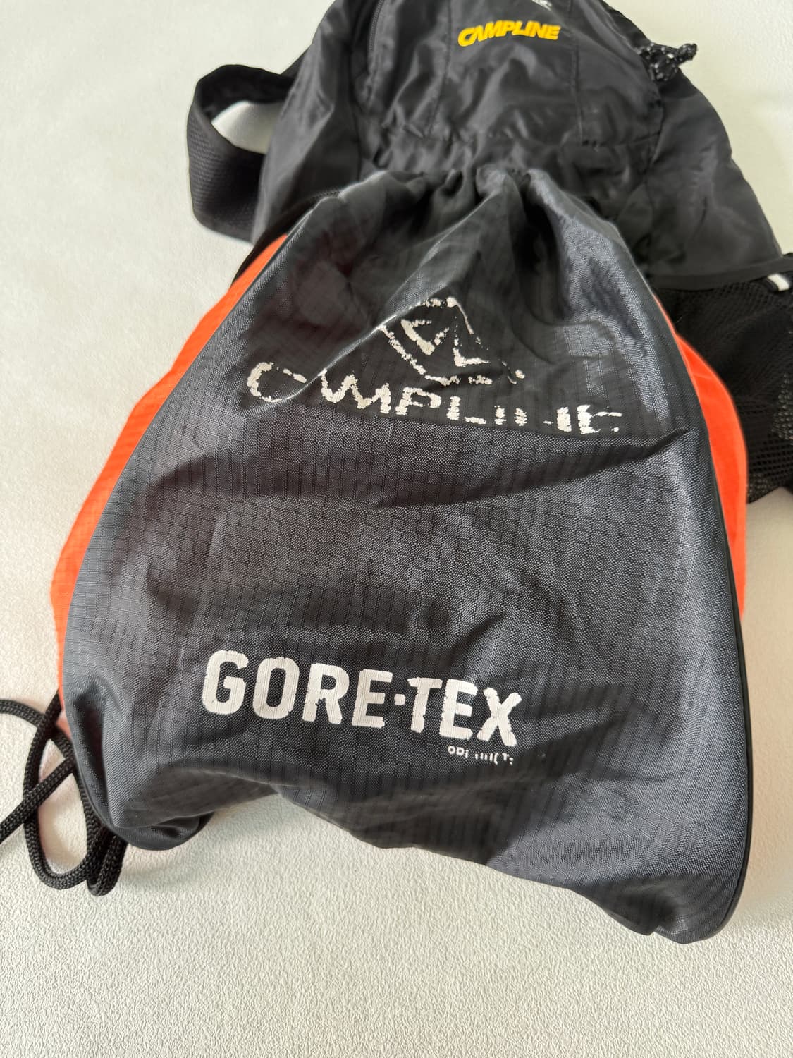 Pre owned 고어텍스 경량 백팩 상품이미지8