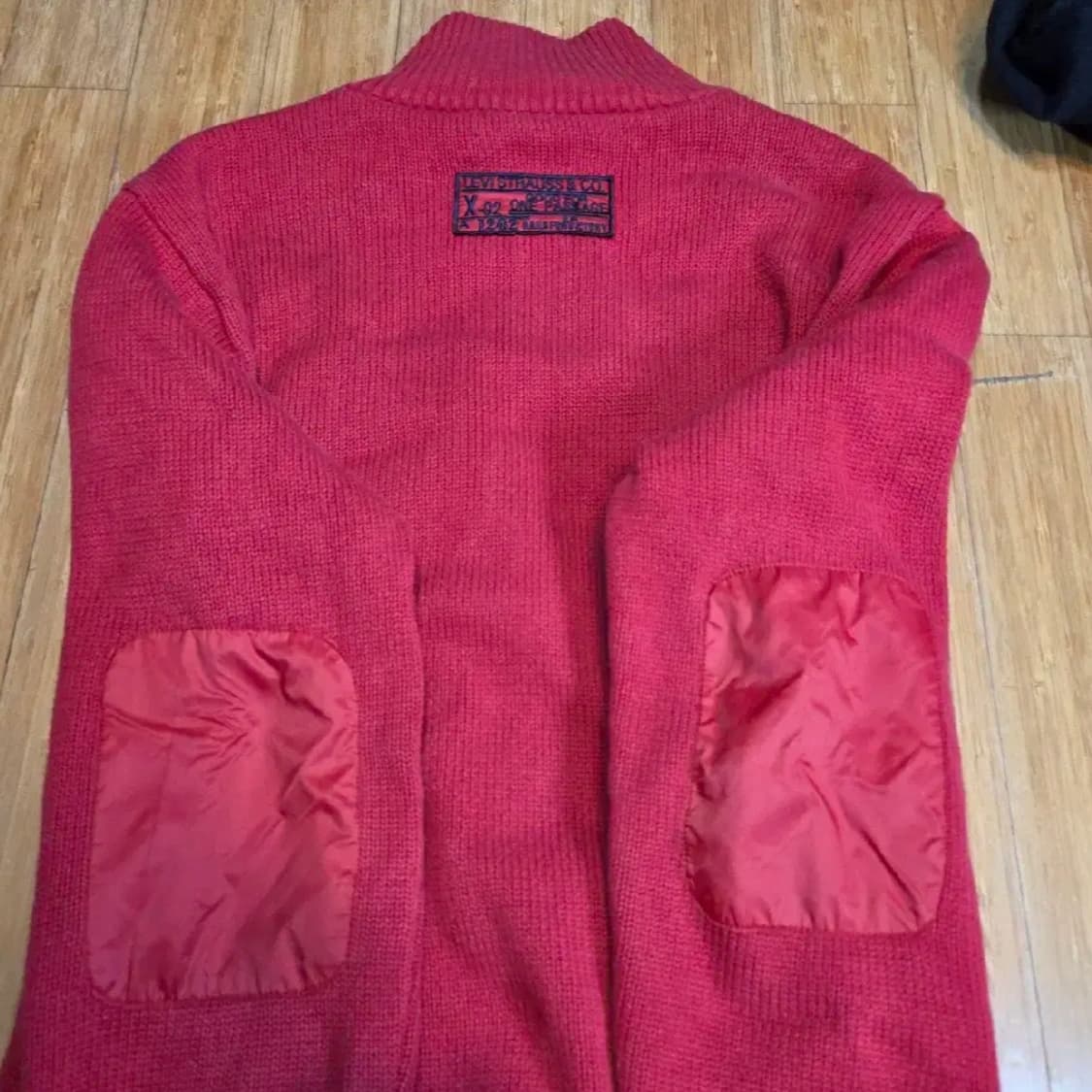 리바이스 레드탭 엘보패치 집업 니트 가디건 (실측M)
 상품이미지4