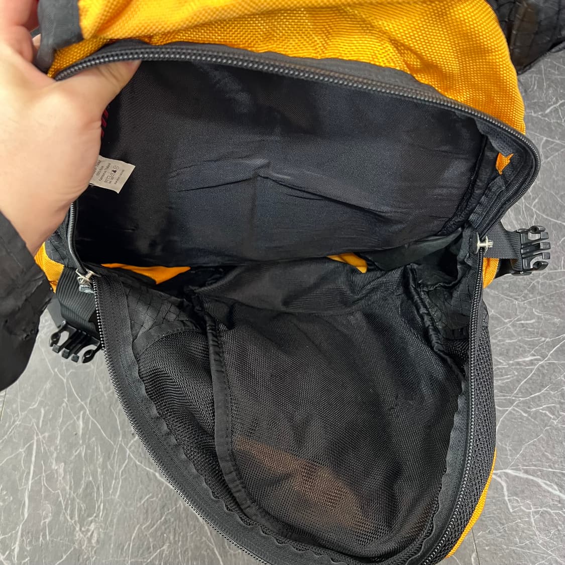 오클리 아이콘 2.0 테크니컬 백팩 상품이미지6