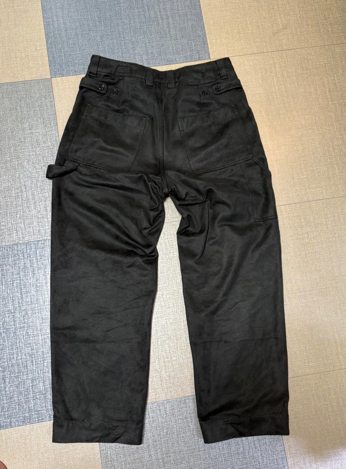 벌스데이수트 스웨이드 더블니 카펜터 차콜 상품이미지2