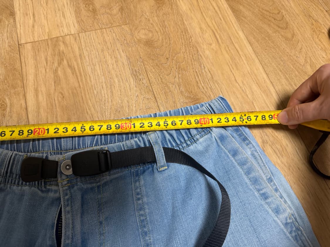 그라미치 루즈테이퍼드 스트레치 데님 팬츠 medium used XL 연청 상품이미지5