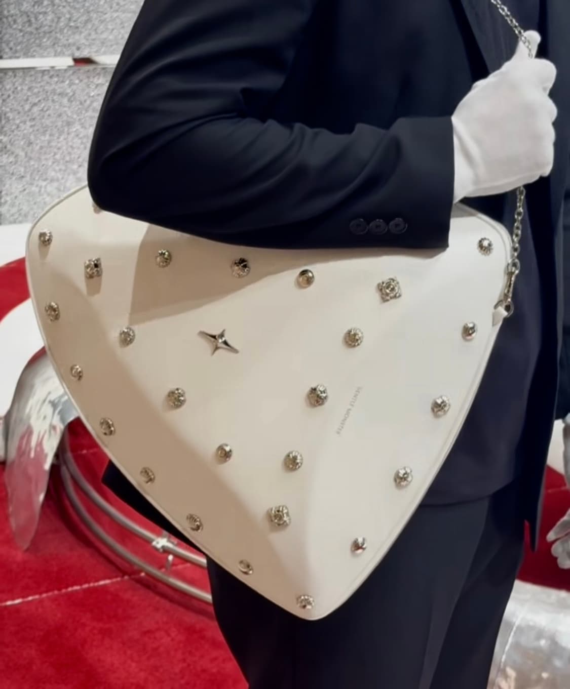 젠틀몬스터 25 BOLD 컬렉션 비매품 케이스가방 상품이미지2