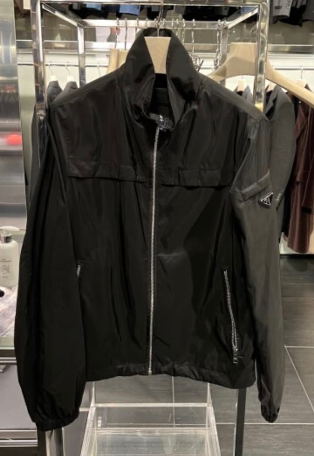 [52]프라다 바람막이 상품이미지1