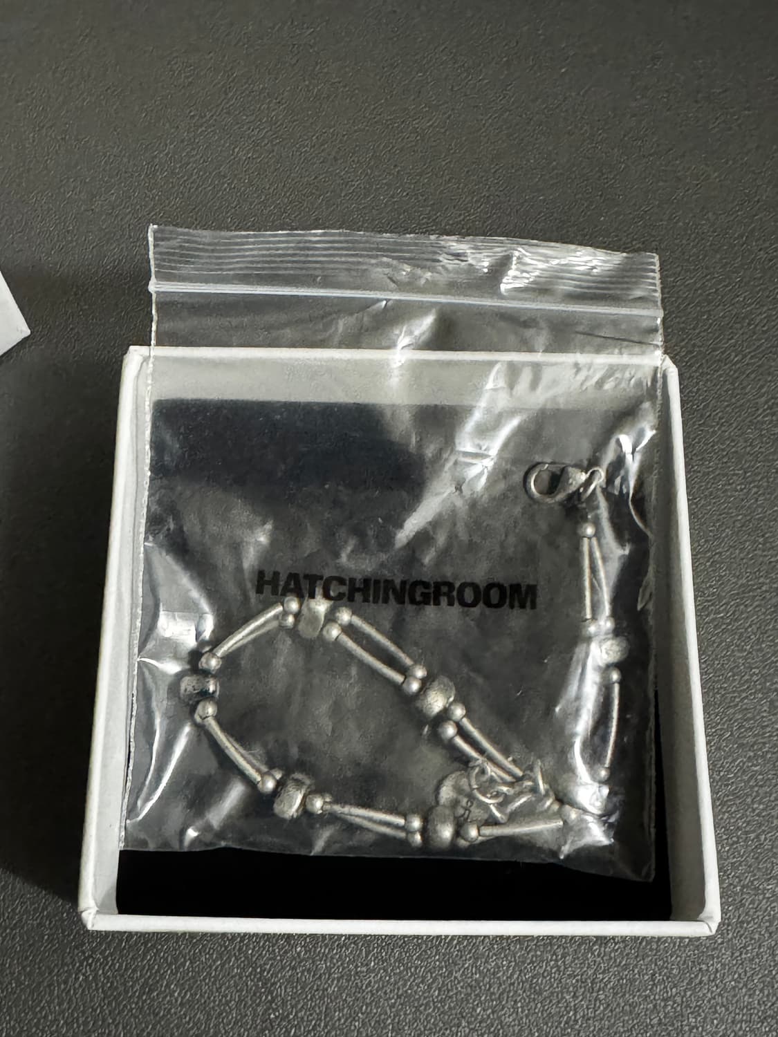 해칭룸 bone bracelet 상품이미지4