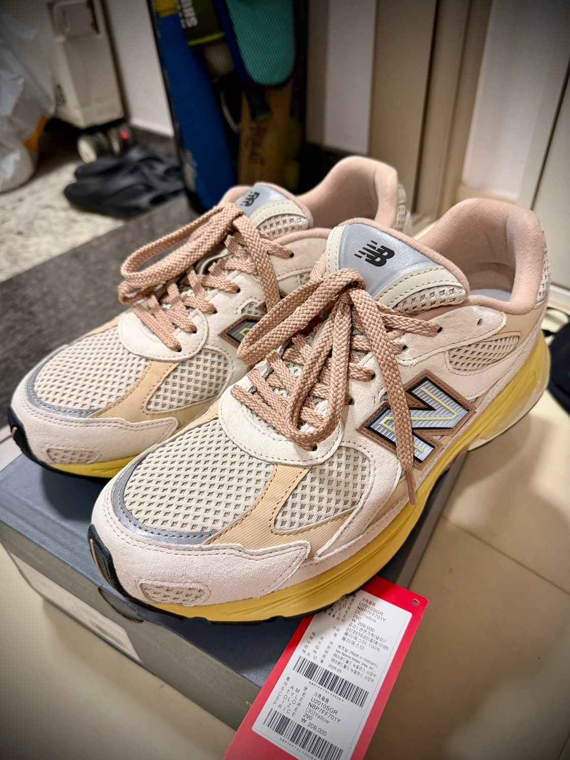 뉴발란스 / 2010 로즈 베이지 / 290 상품이미지1