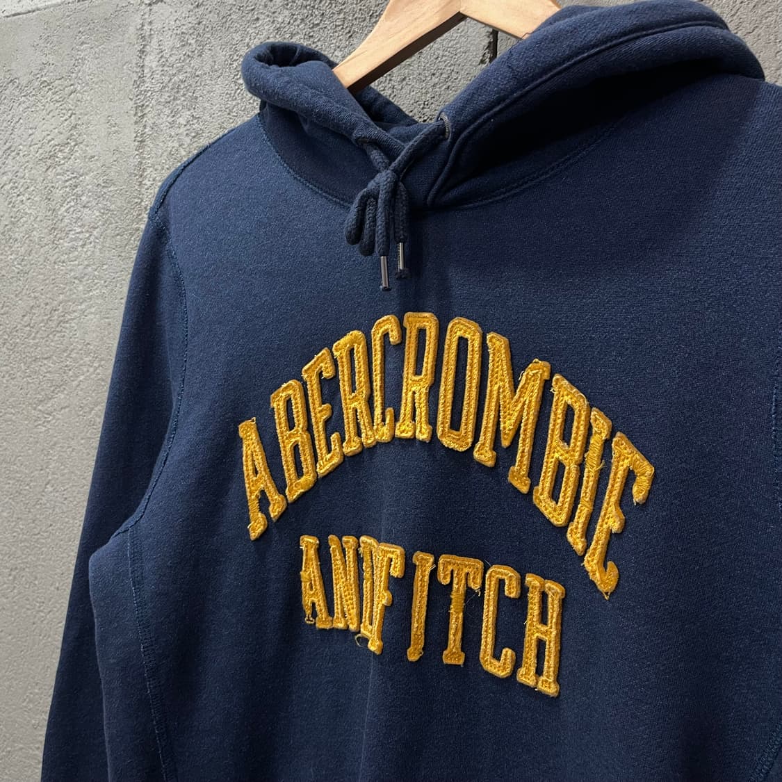 아베크롬비 머슬핏 네이비 후드티 상품이미지3