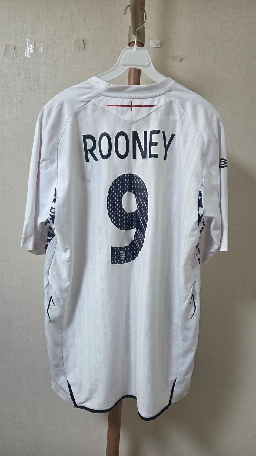 엄브로 잉글랜드 국대 루니 마킹 유니폼 상품이미지2