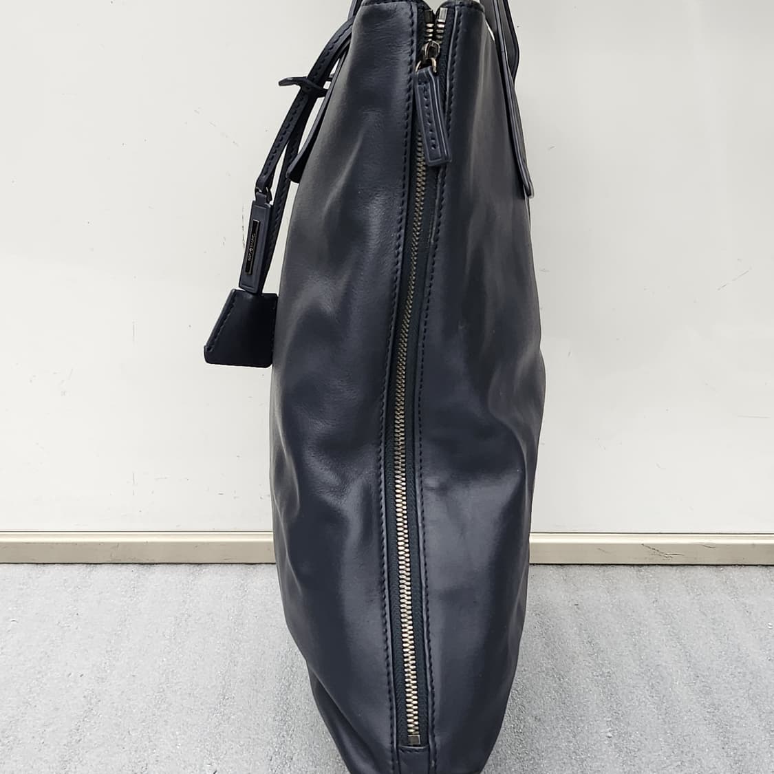 샘소나이트 정품 가죽 토트백겸 크로스백 상품이미지4