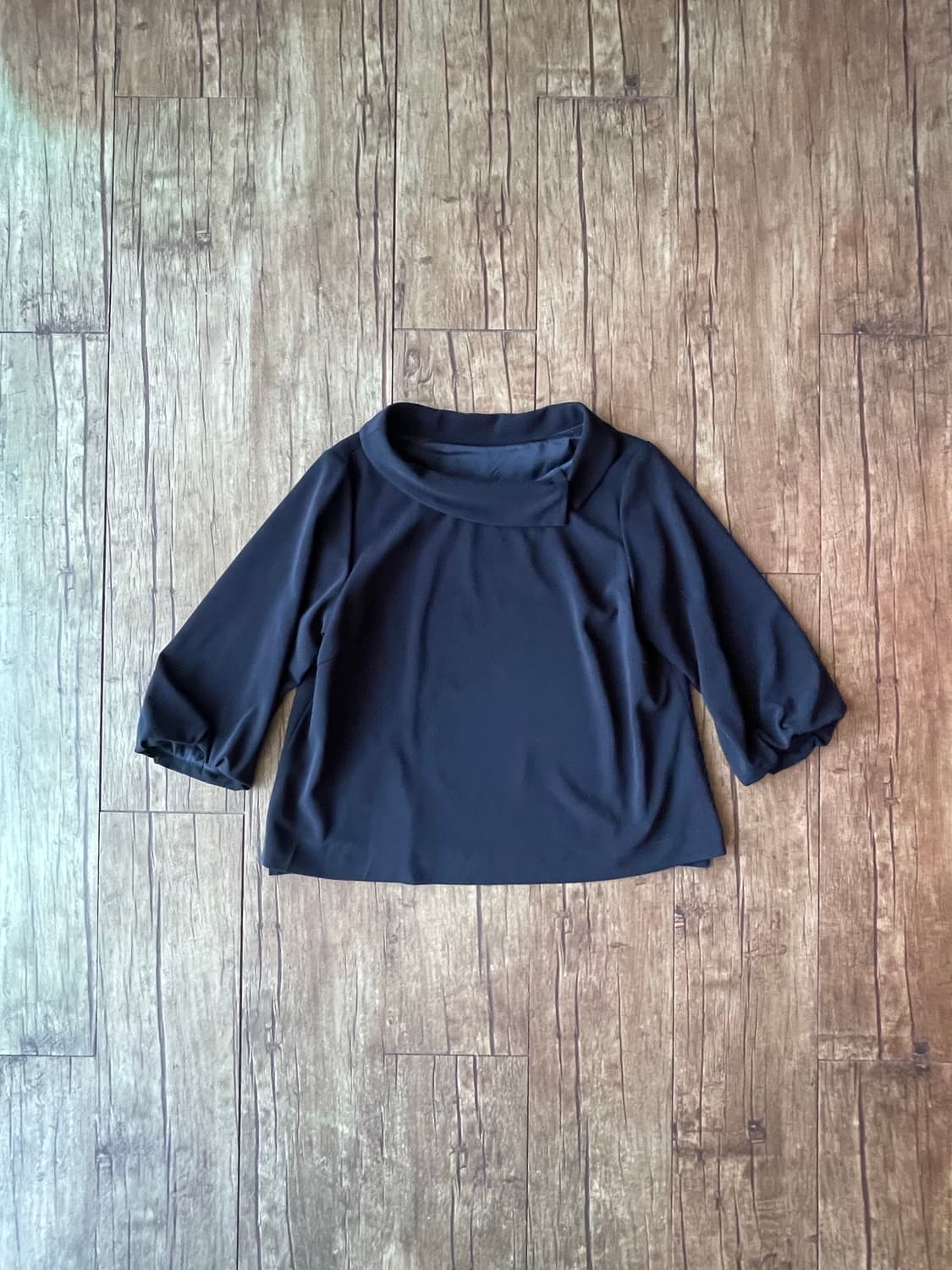 Cowl Neck Balloon Sleeve Blouse 상품이미지1