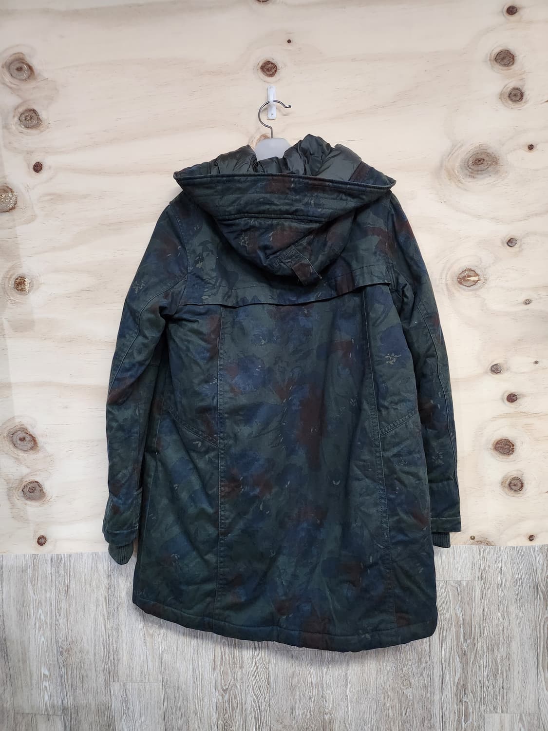 228) 썰스데이아일랜드 누빔 패딩 상품이미지5